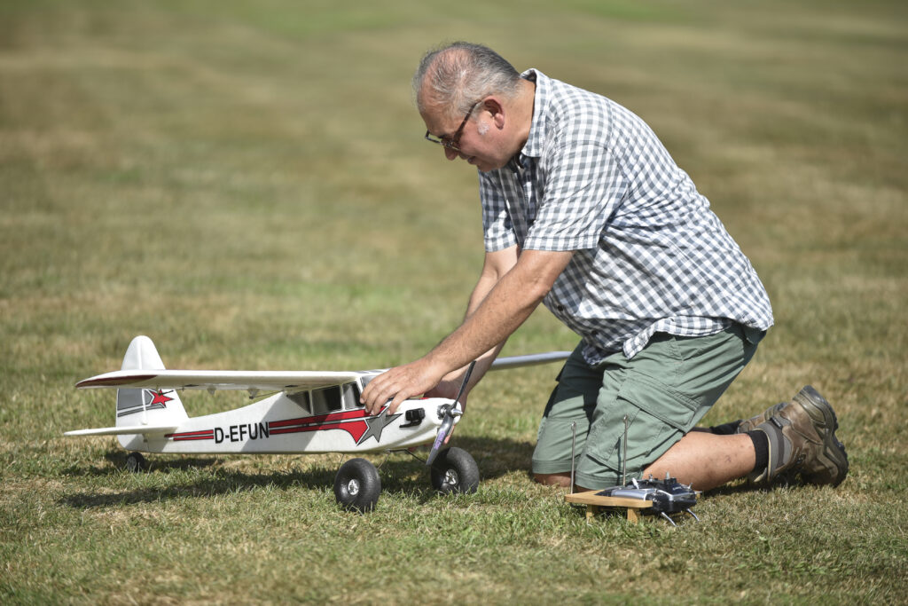 MFC Vorgebirge Lehrer Schüler Fliegen RC Modellflug Hubschrauberflug